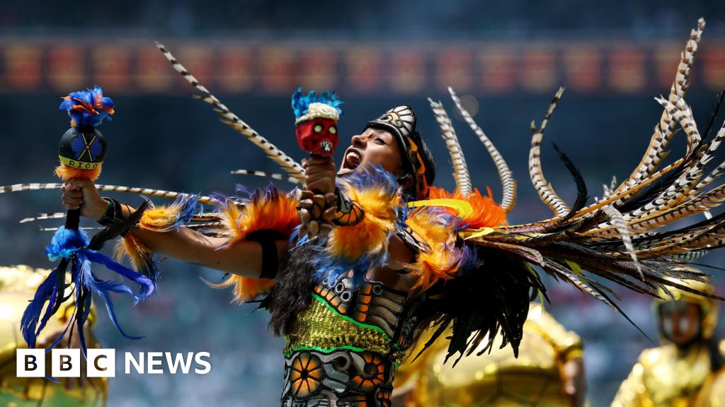 Чемпионат мира по футболу 2026 года стартовал в Мехико с участием Шакиры и местных артистов