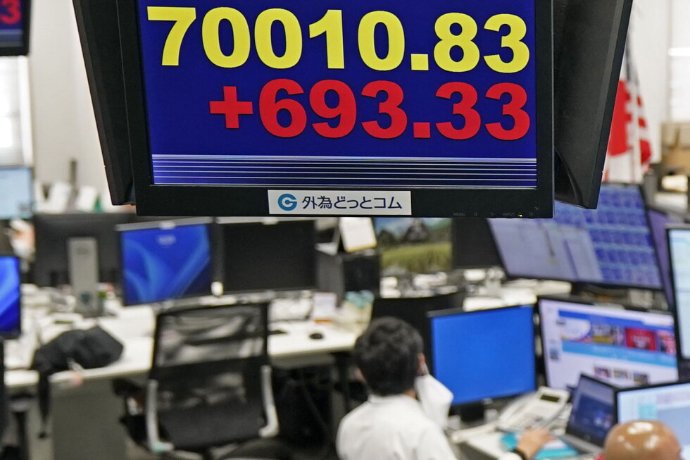 Азиатские рынки выросли, японский Nikkei превысил 70 000