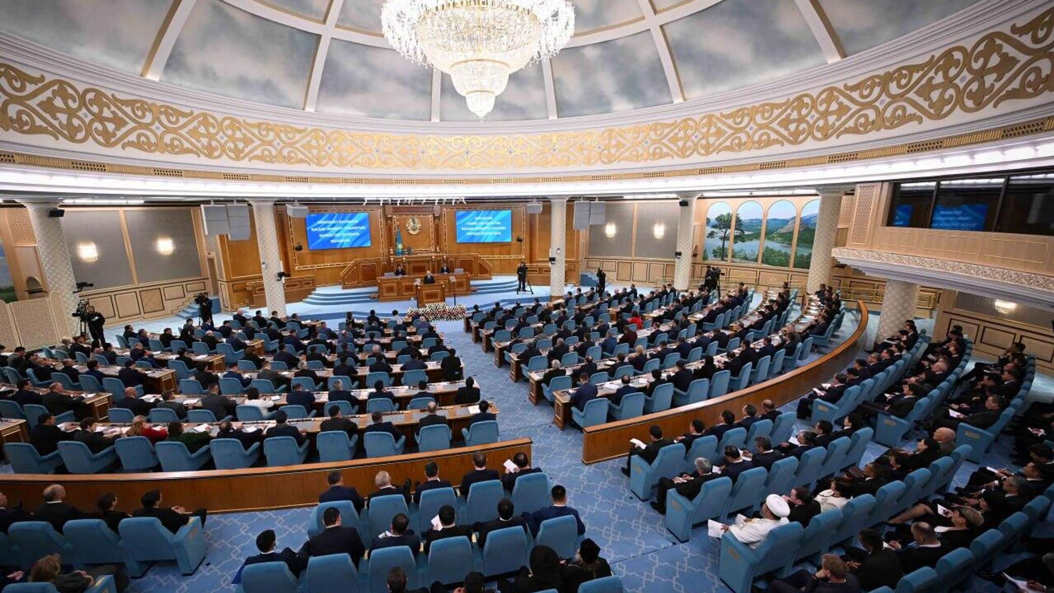 Последнее заседание двухпалатного парламента состоится 26 июня
