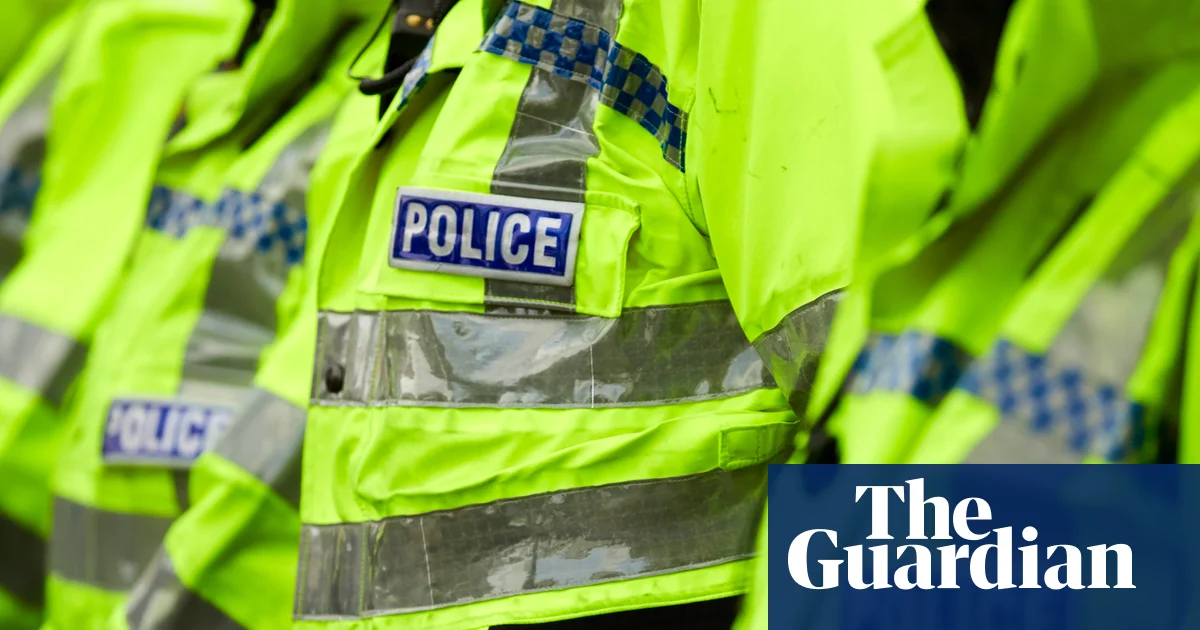 South Yorkshire police cleared after video of officers appearing to shove teenage girls