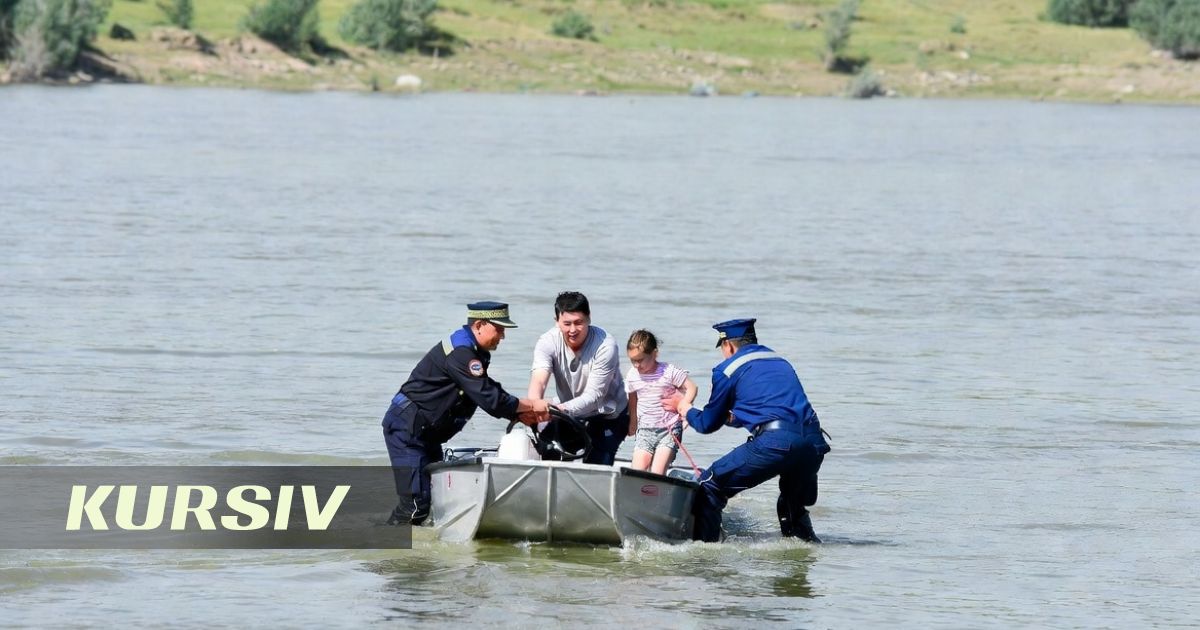 СКО-да Есіл өзенінен үш адам, оның ішінде бала эвакуацияланды