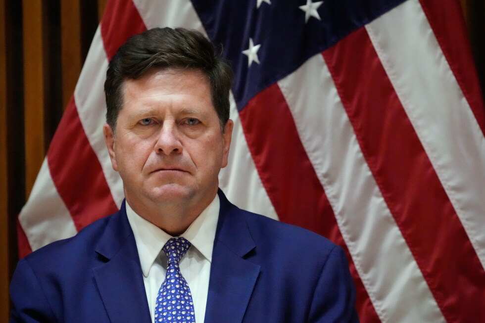 Трамп планирует назначить Джея Клейтона директором национальной разведки