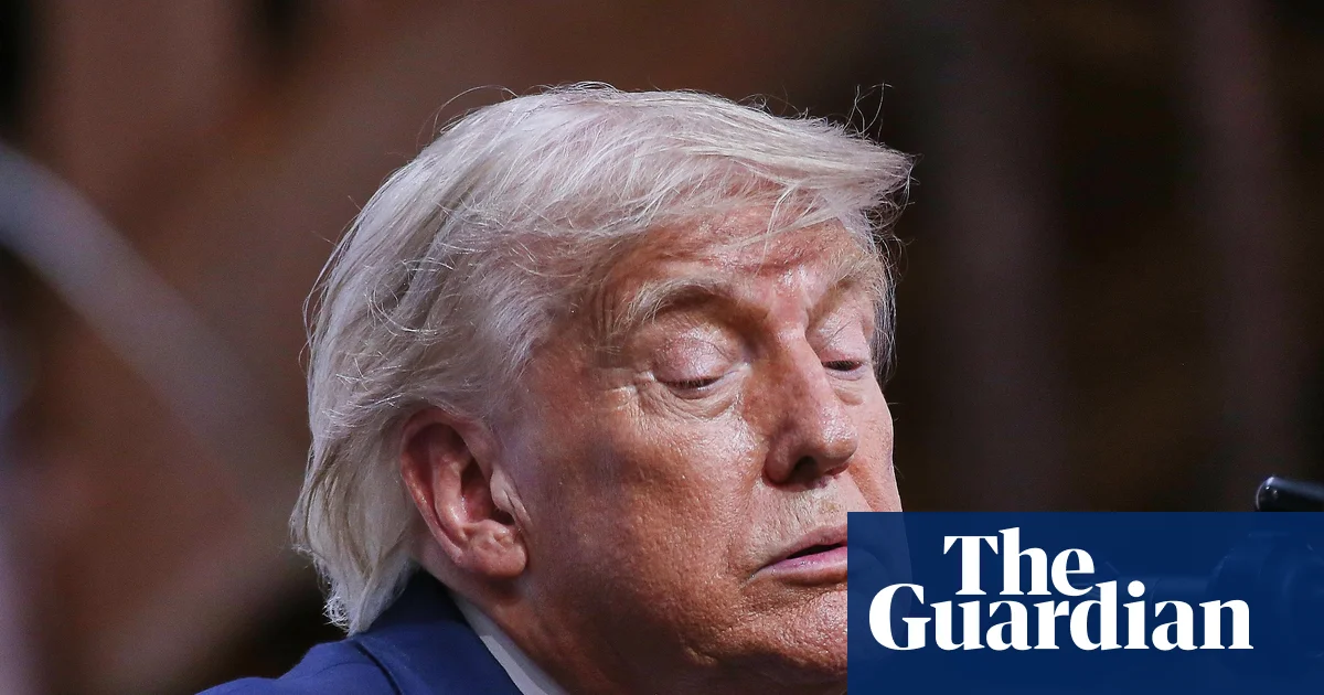 Трамп өзін Гитлер, Мао, Сталинмен салыстыруға қуанды