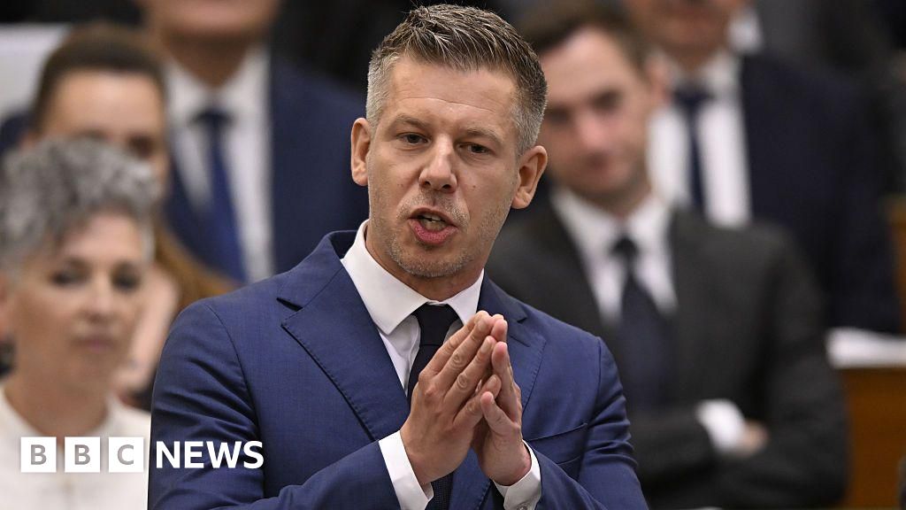 Венгрия парламенті премьер-министр мерзімін сегіз жылмен шектеді