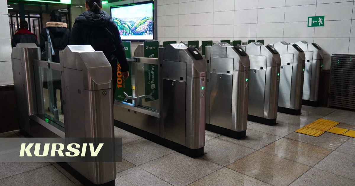 Passenger tries to bring dangerous telescopic baton into Almaty metro
