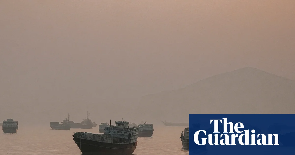 US-Iran war drives fuel prices higher, doubles chance of RBA rate hike