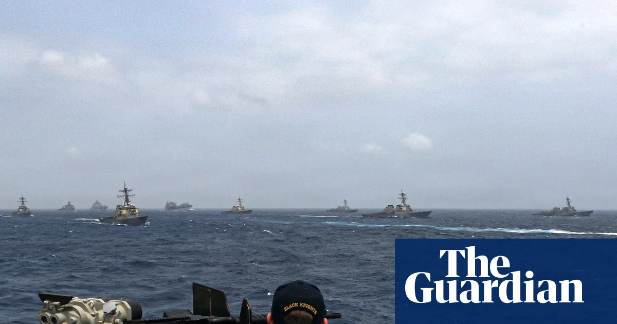 США атаковали нефтяной танкер в Ормузском проливе, нанесены удары по Тегерану