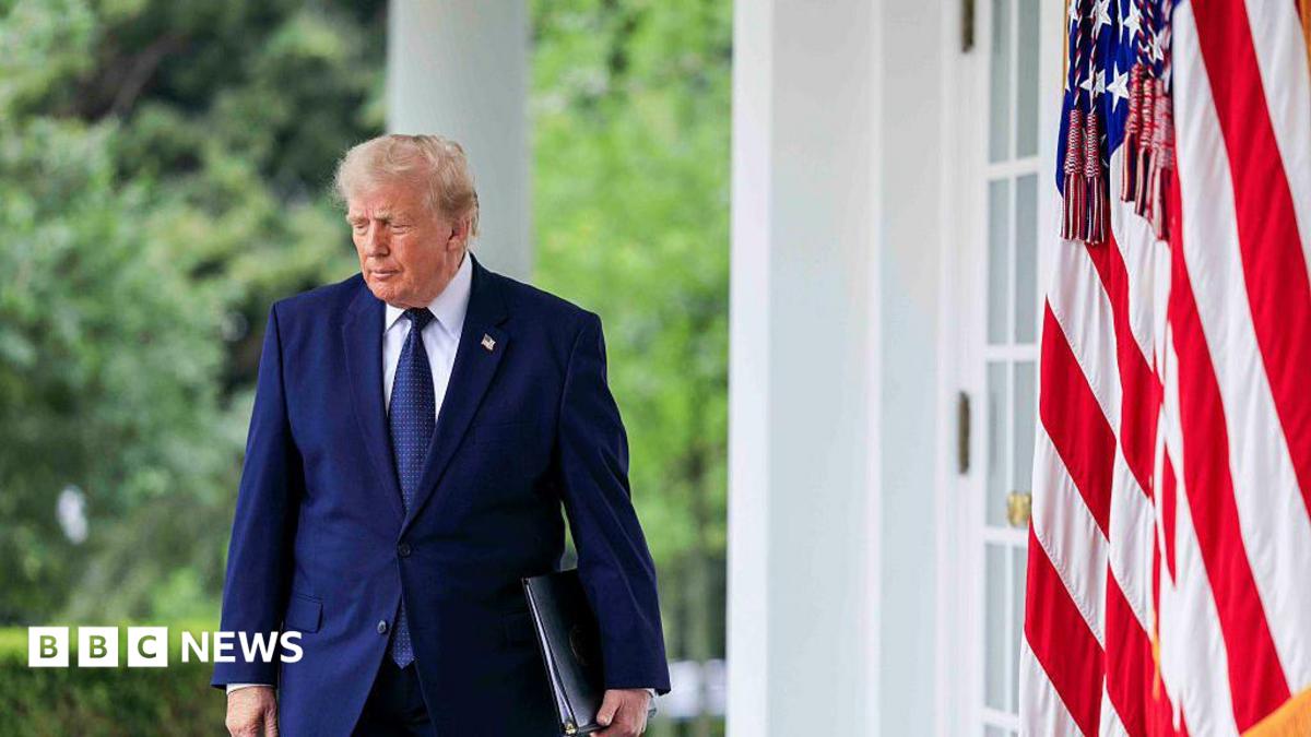 АҚШ судьясы Трамптың IRS-пен $1,8 млрд келісімін жойды