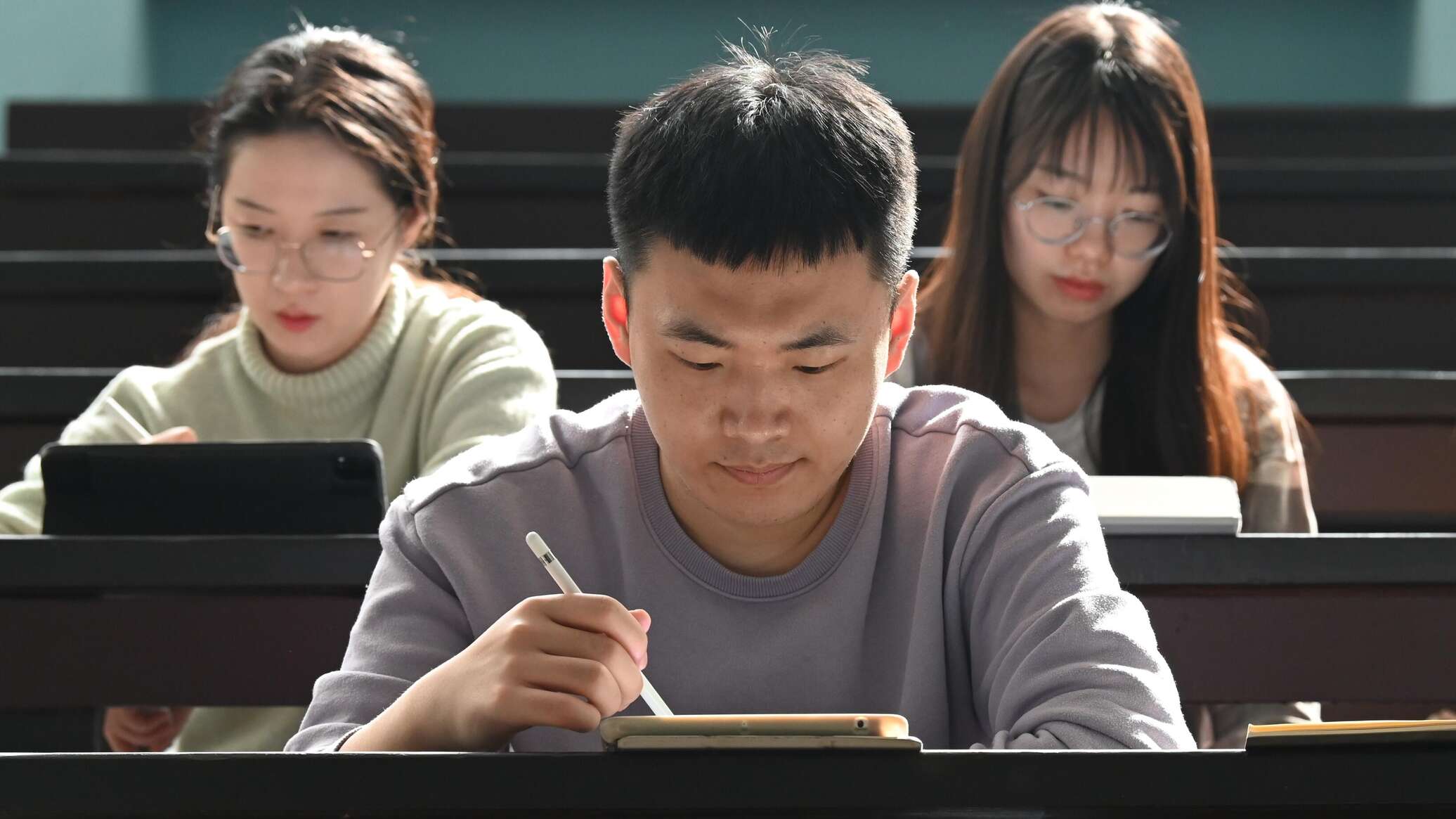 Astana Akimat Allocates Over 300 Grants – List of Universities