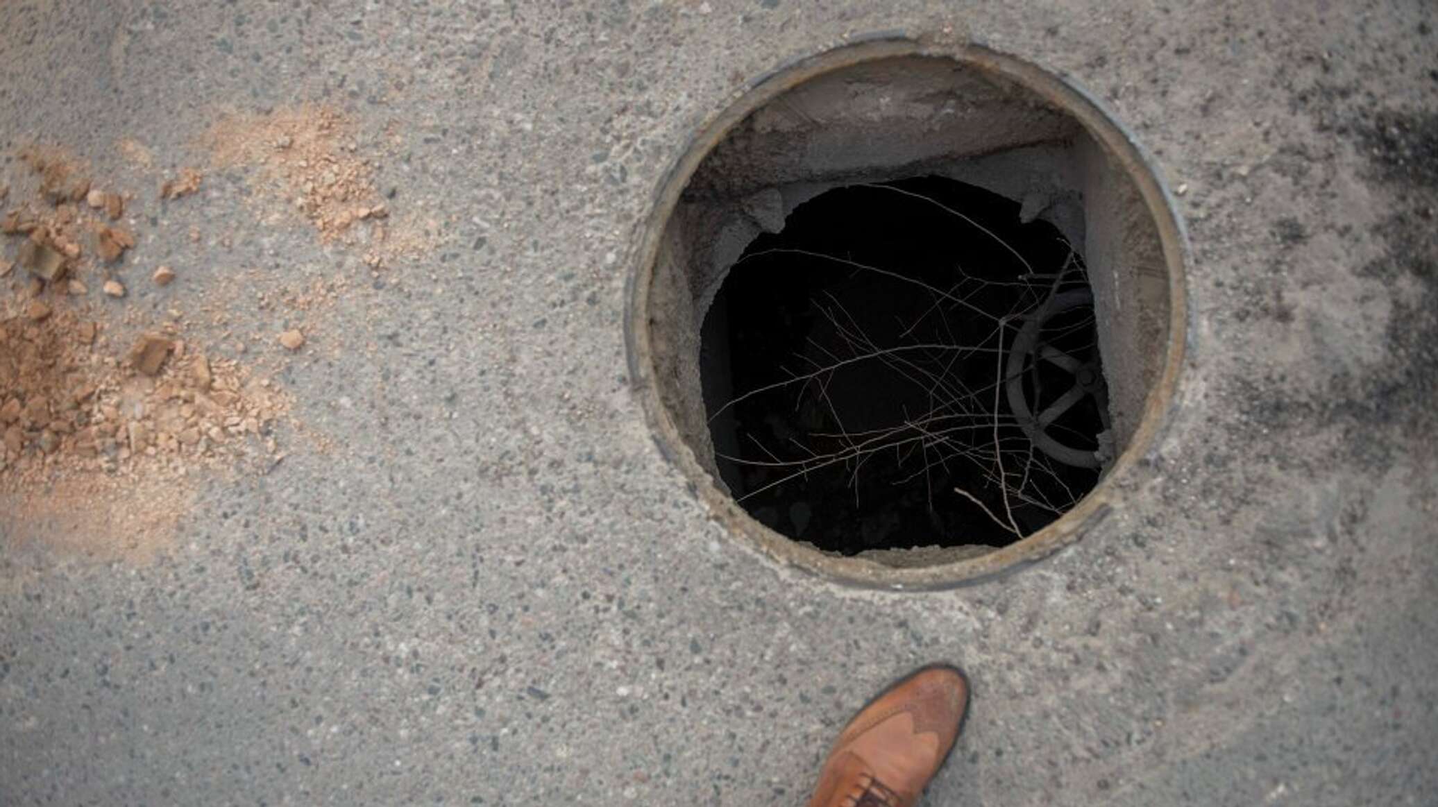 Woman gives birth in Astana hotel, flushes newborn down toilet