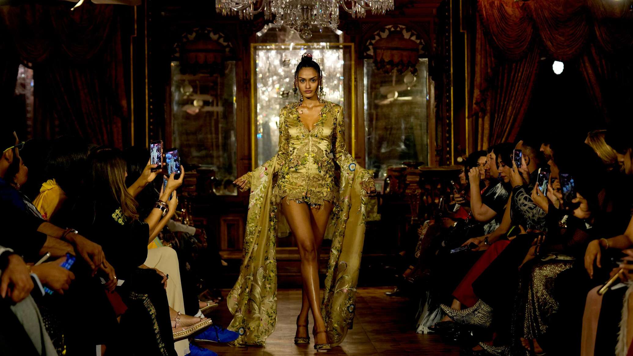Pearls, Silk and Gold: Bright Moments of Hyderabad Fashion Week