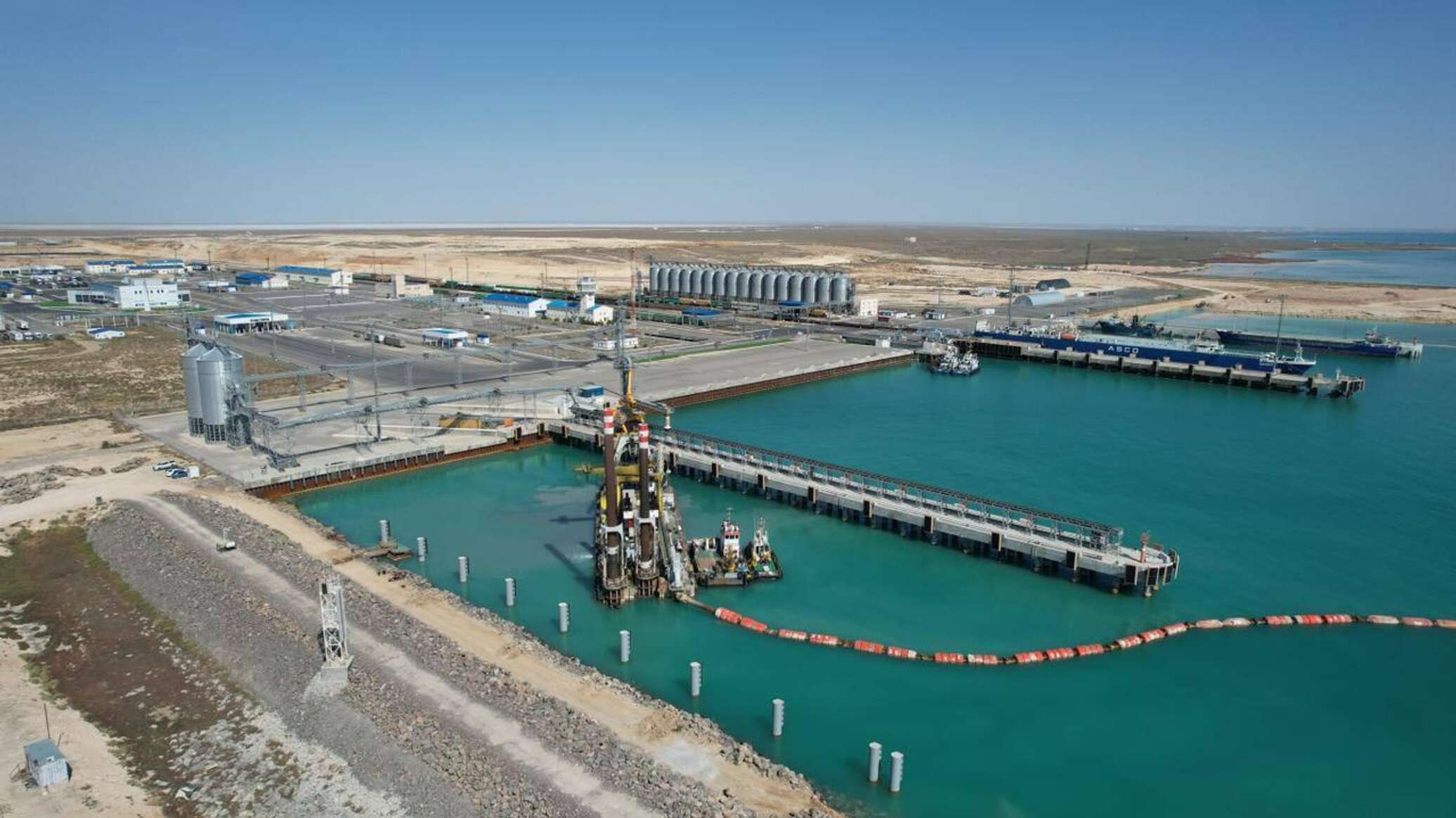 Pakistan Ready to Offer Port Infrastructure for Kazakhstan's Cargo