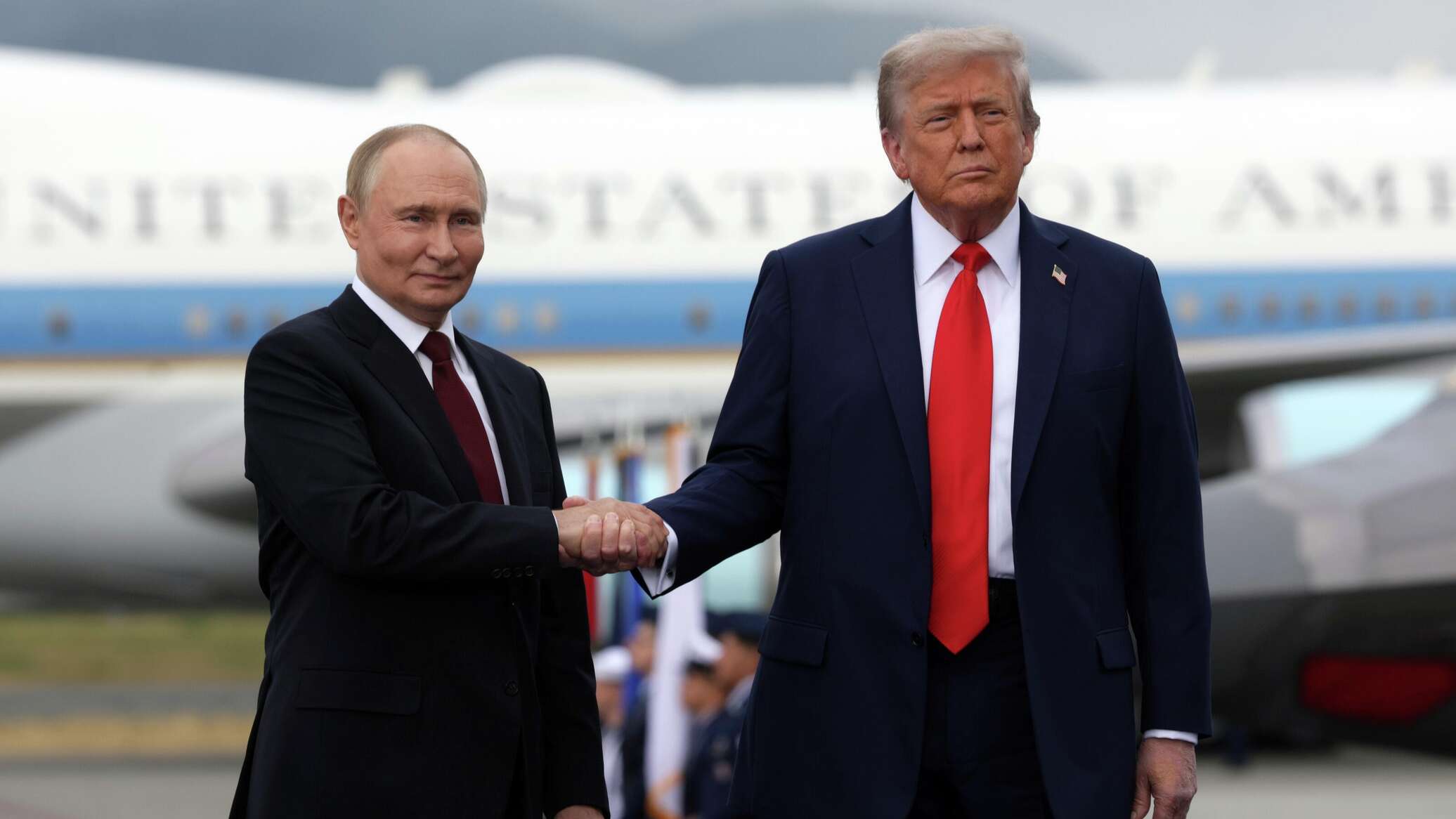 Путин и Трамп обсудили Украину по телефону