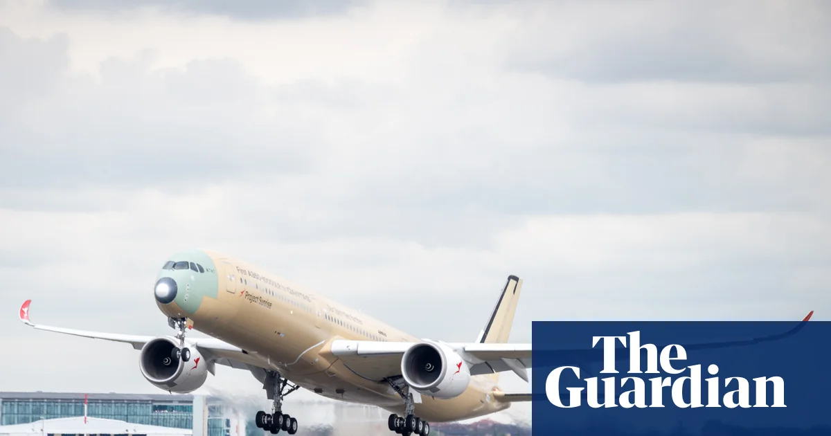 Qantas Airbus A350-1000ULR ұшағы Франциядан Мельбурнға 17 000 км тікелей рейс жасады