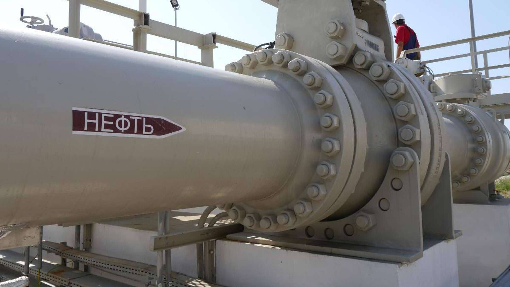 Казахстан не планирует экспорт нефти в Германию в июле-августе