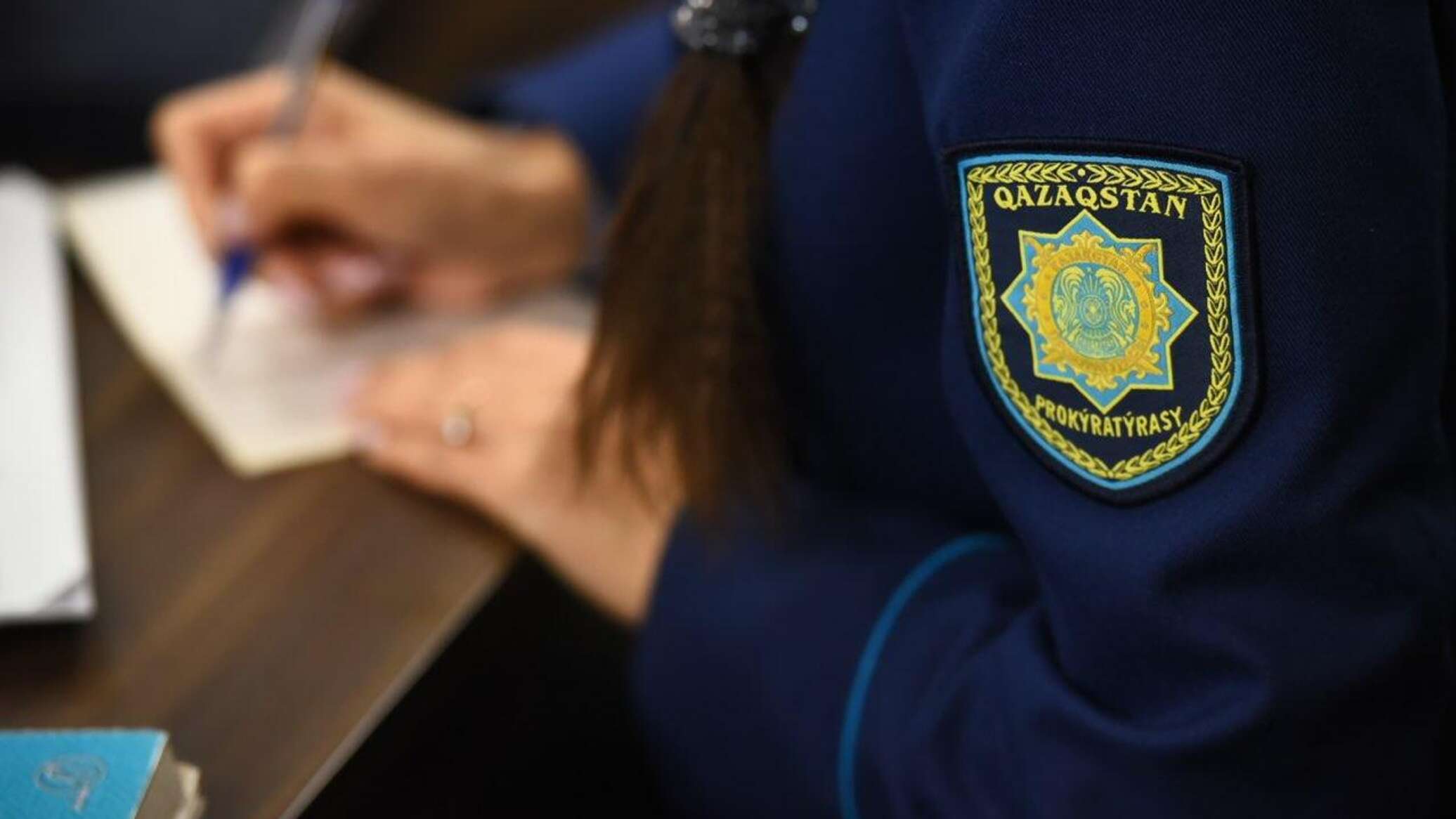 В Сарыагаше учителя находились за границей во время уроков