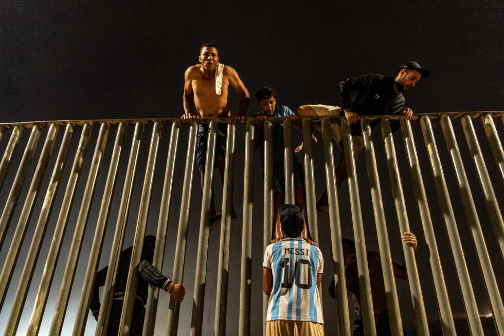 Ceuta border breach: 18 dead, Spain sends military