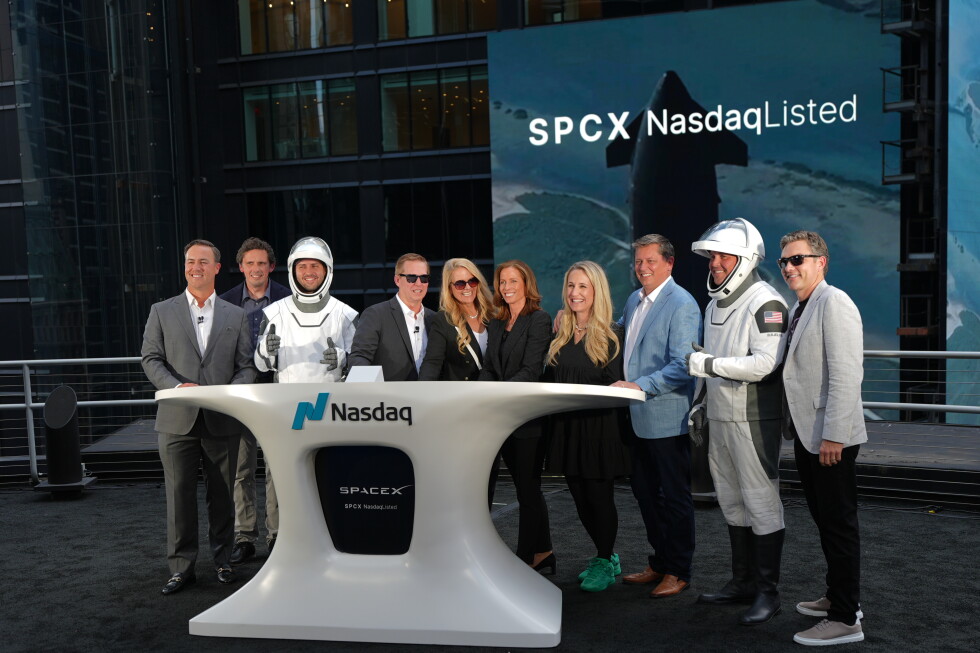 SpaceX Nasdaq 100 индексіне қосылады: 401(k) зейнетақы жоспарларына әсері
