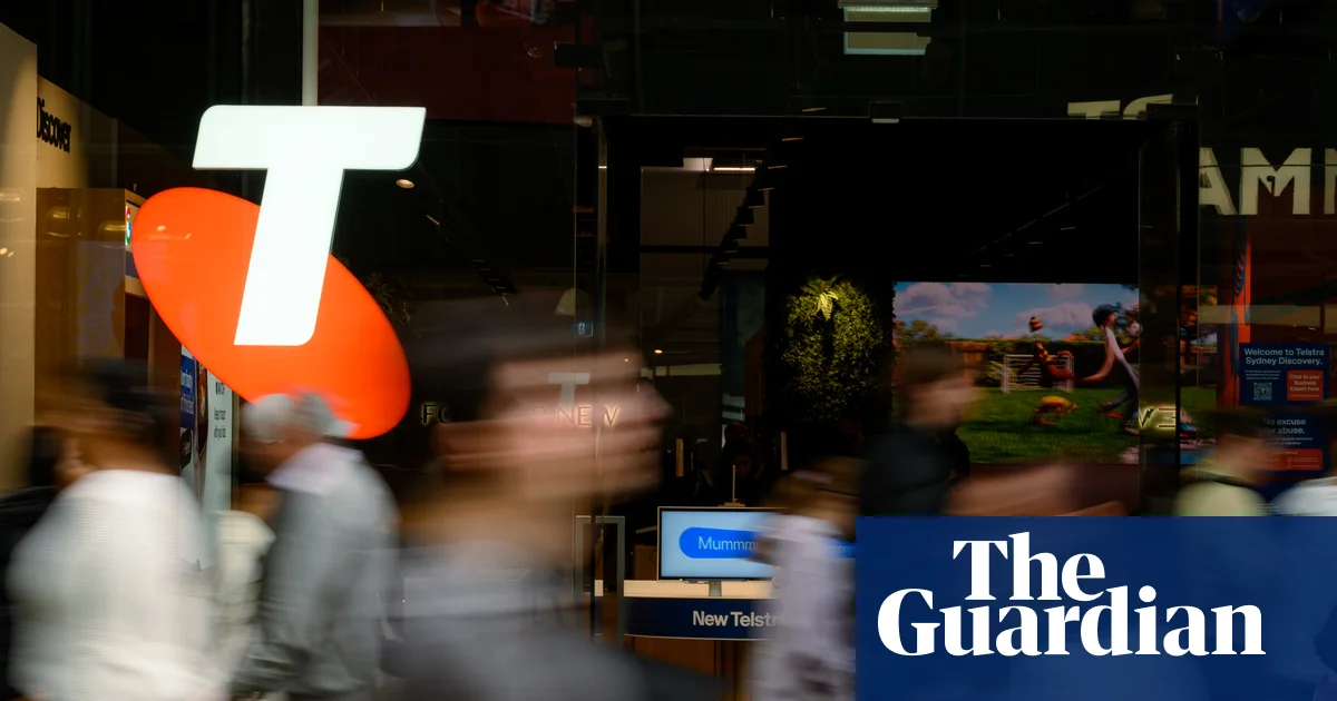 Telstra glitches continue as secondary outage hits triple-zero calls and regional trains remain stranded