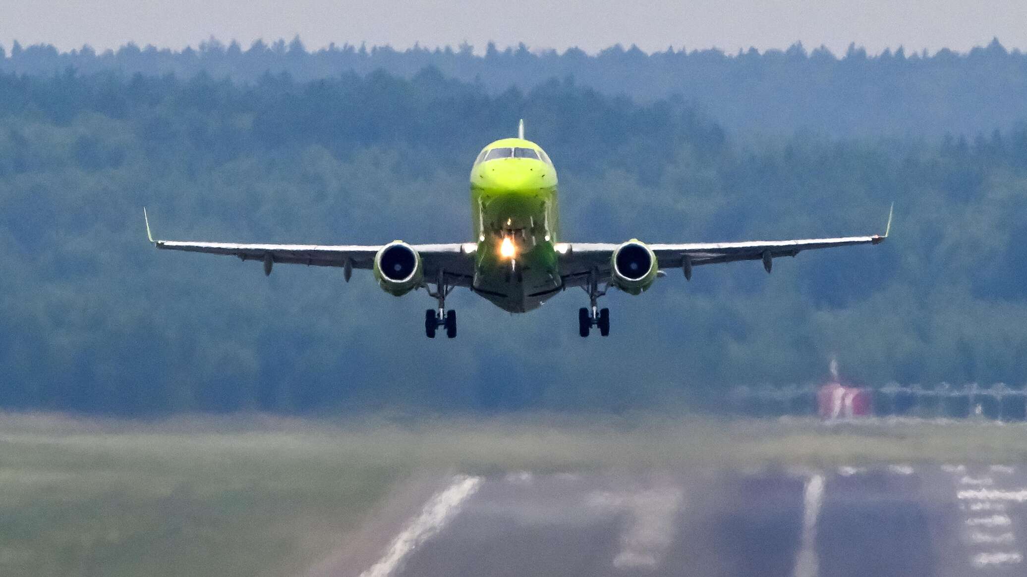 Tokayev proposes increasing flights between Kazakhstan and Russia