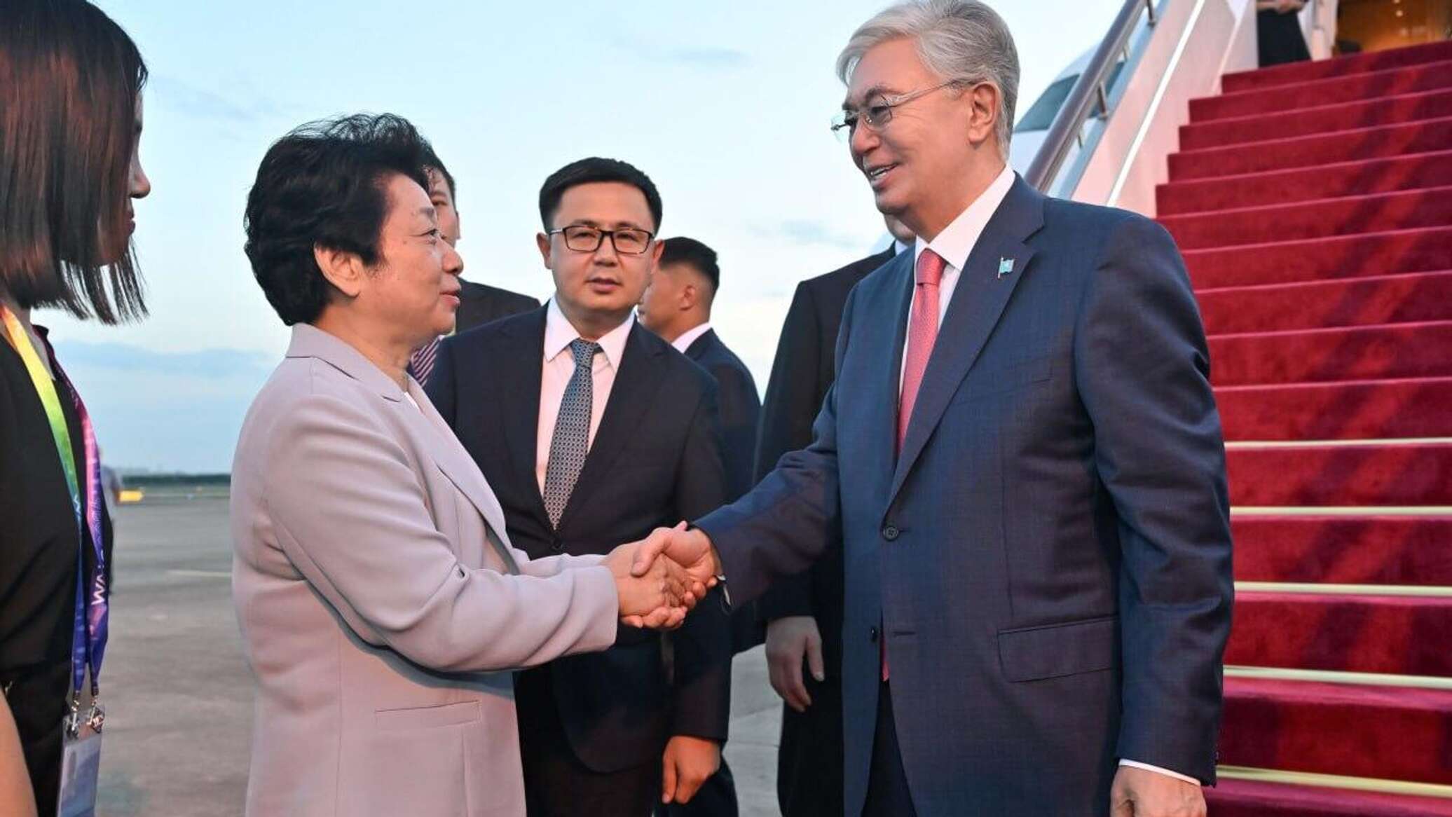 Tokayev arrives in Shanghai at Xi Jinping's invitation