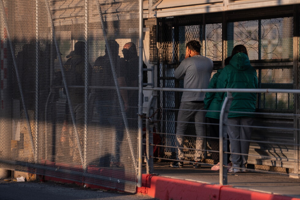 Appeals court rejects Trump administration's expansion of mandatory detention for immigrants