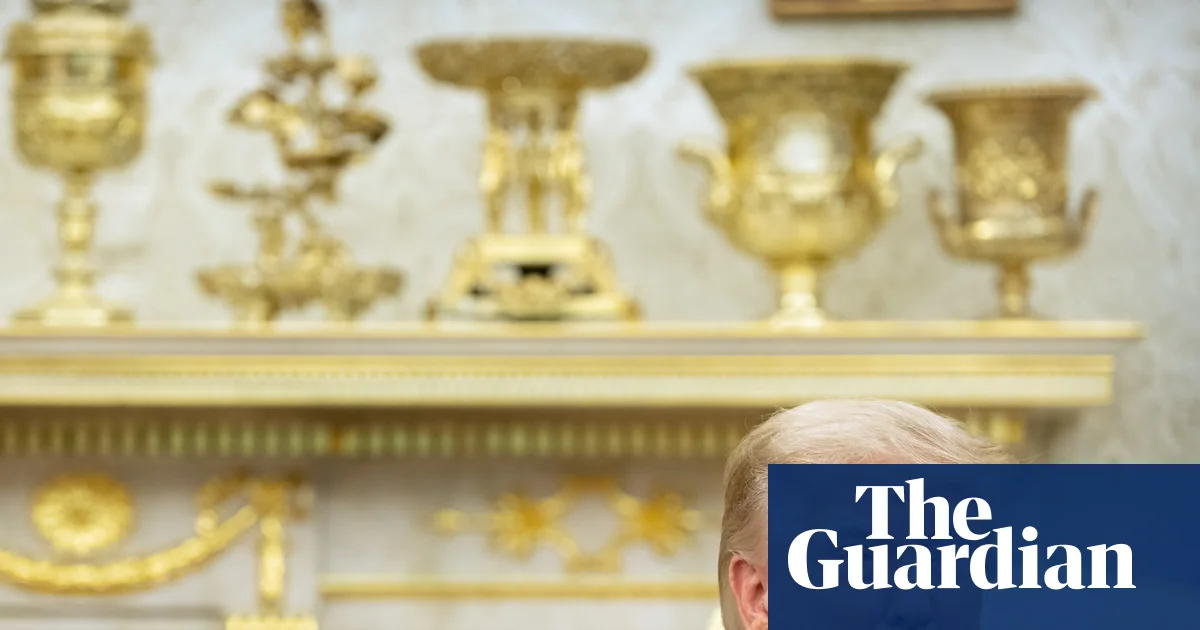 Трамптың 80-нен астам елге қатысты жаңа тарифтері туралы не білу керек