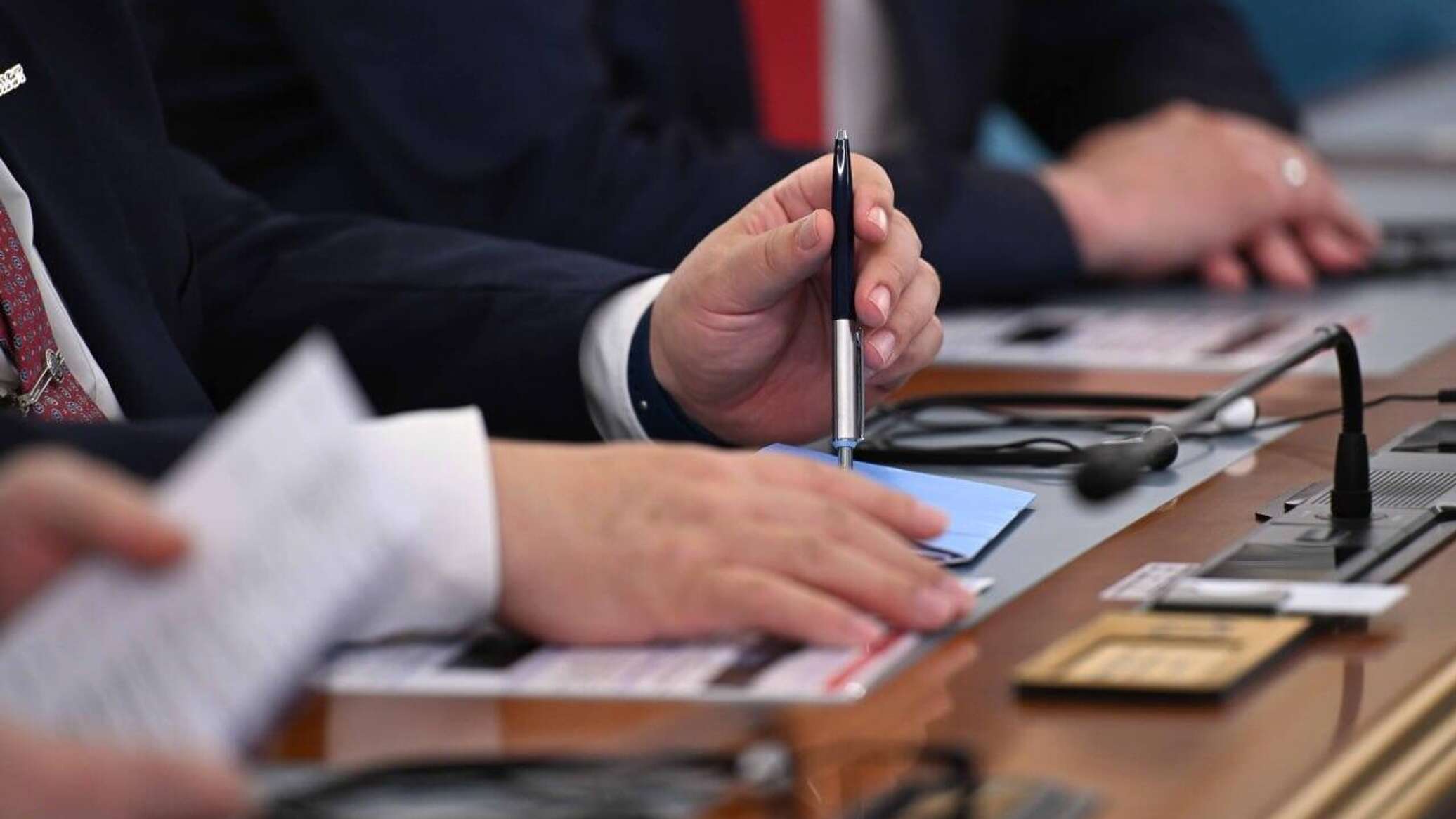 Айбек Дадебай предложил кандидатов на должности заместителей председателя Курултая