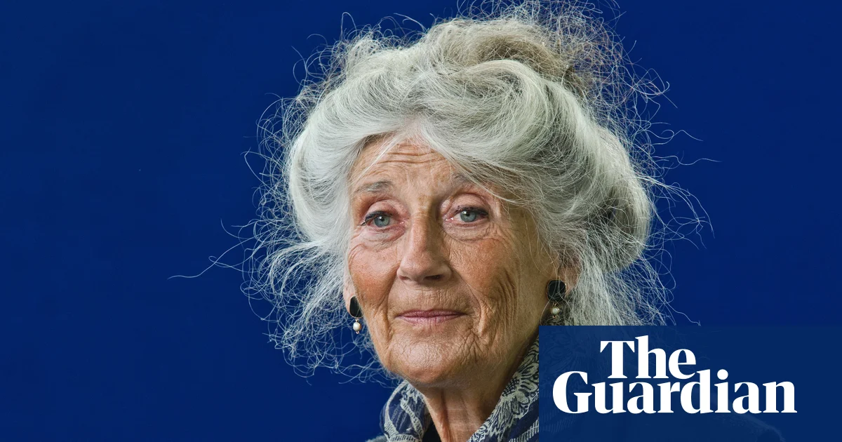 Actress Phyllida Law dies aged 94
