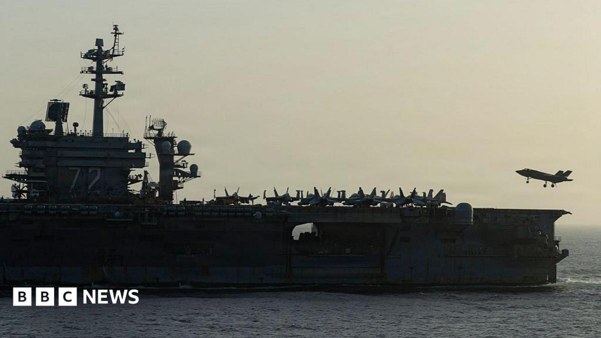 Условия на авианосце США, находящемся в море более 250 дней, вызвали тревогу