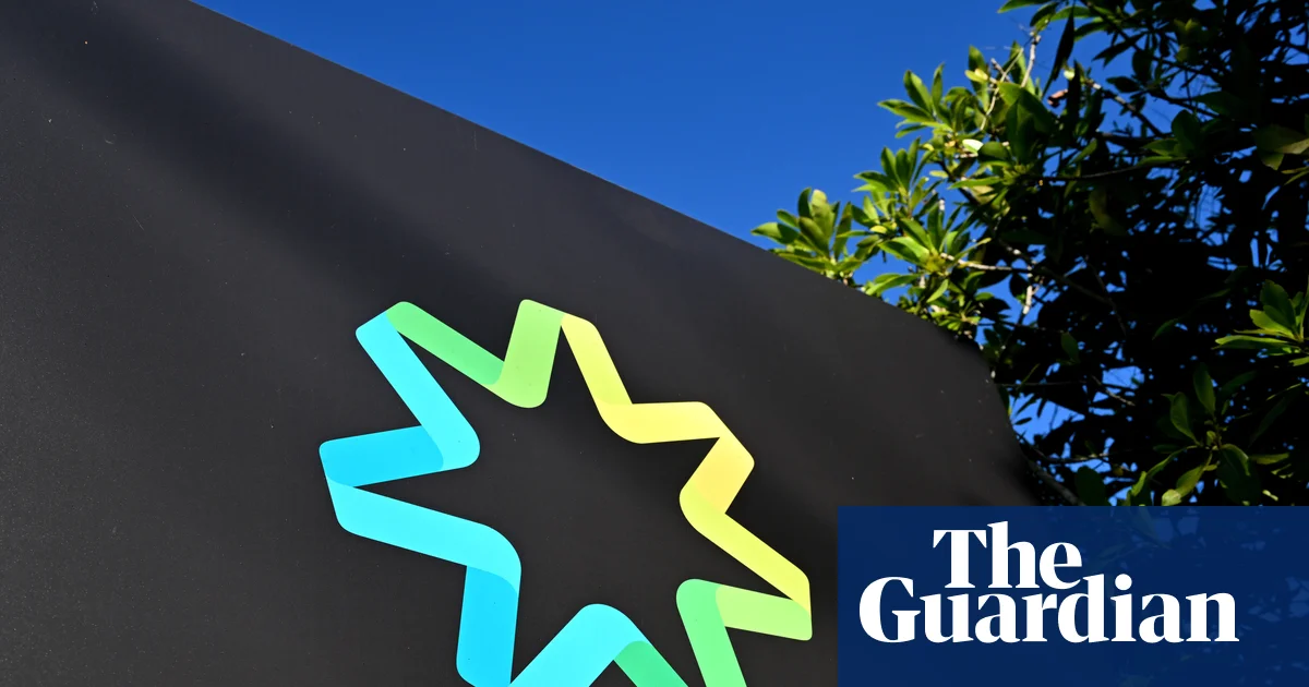 Centrelink pursuing debts over 40 years old