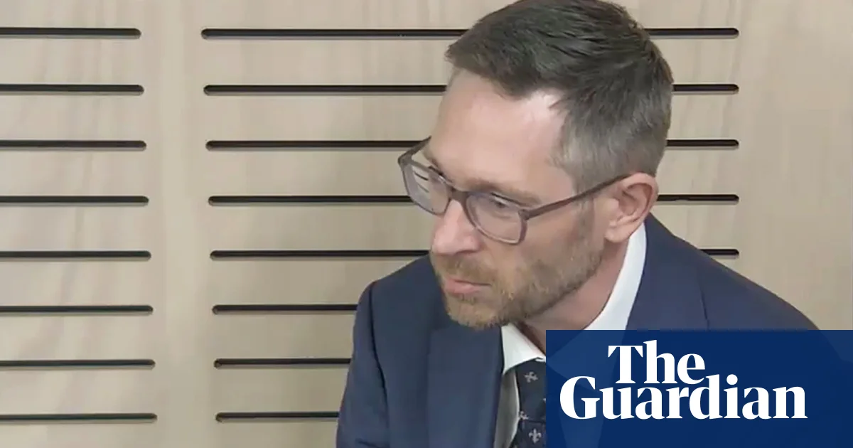 Чарльз Перроттет ИкАК-тың басты кейіпкеріне айналды