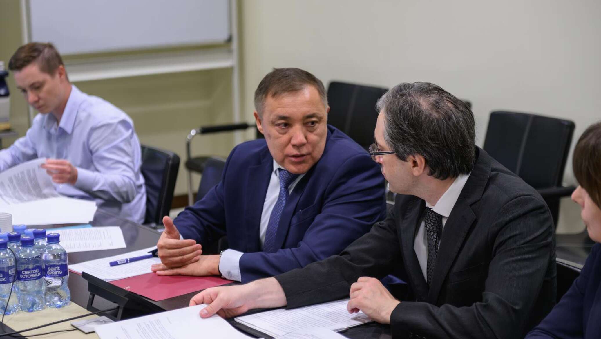 EAEU improves rules for declaring express cargo