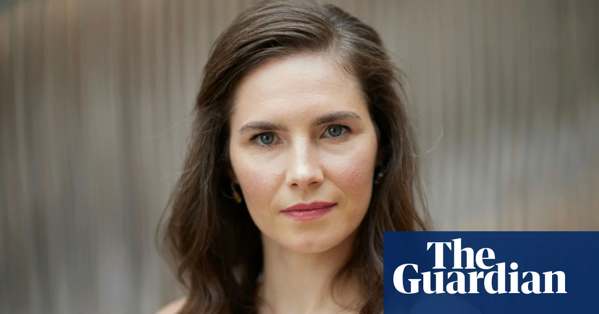 Edinburgh fringe rejects calls to cancel Amanda Knox comedy