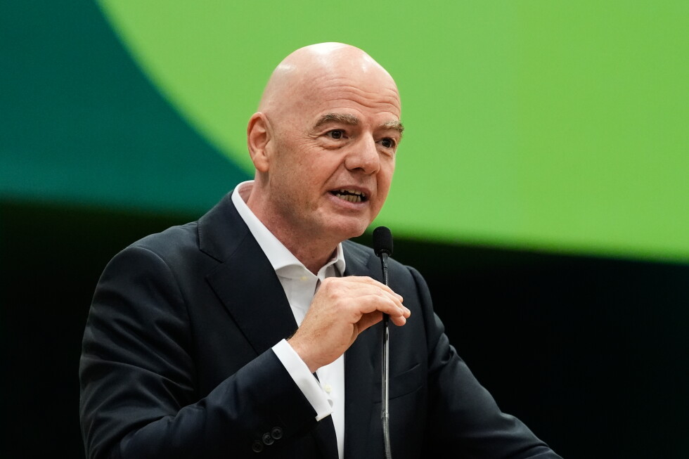 FIFA defends Infantino against allegations