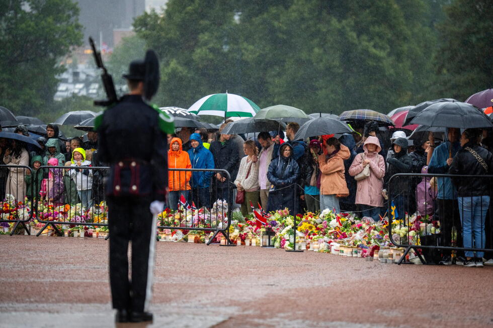 Tens of thousands mourn King Harald V in Oslo as Norway enters new royal era