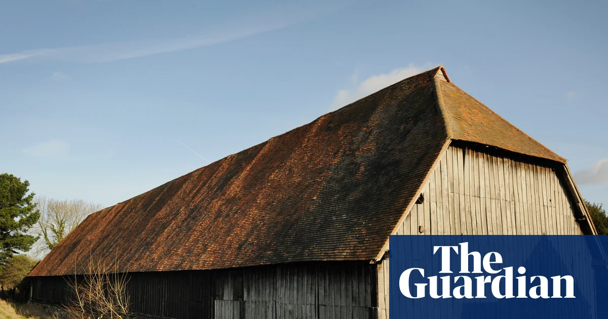 Heathrow expansion threatens England's largest medieval barn