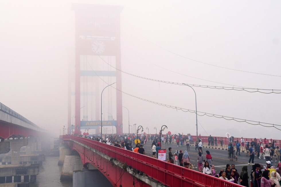 Indonesian police arrest 72 suspected of starting forest fires
