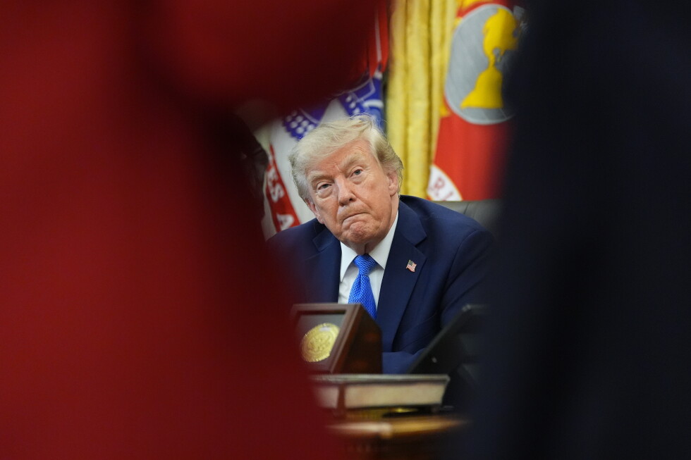Deal with Iran may require Trump to compromise on Strait of Hormuz