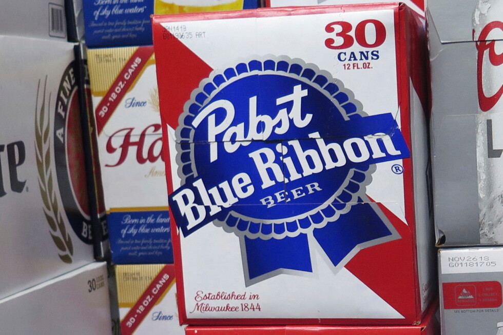 Thieves steal $70,000 worth of Pabst beer from California warehouse