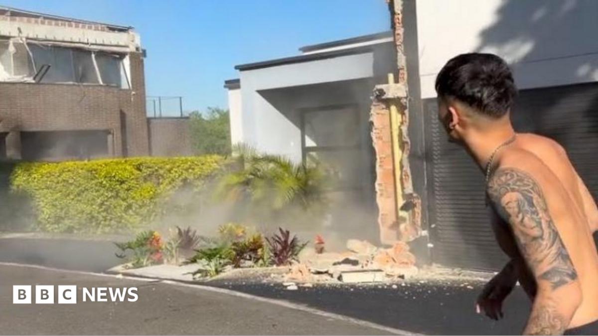 Colombia earthquake: Family captures moment they flee home