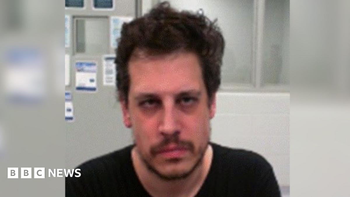 Milo Yiannopoulos deported from US to UK