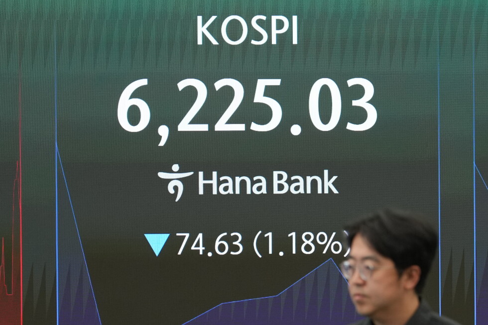 Нефть стабилизировалась после роста на 5%, азиатские рынки смешанные