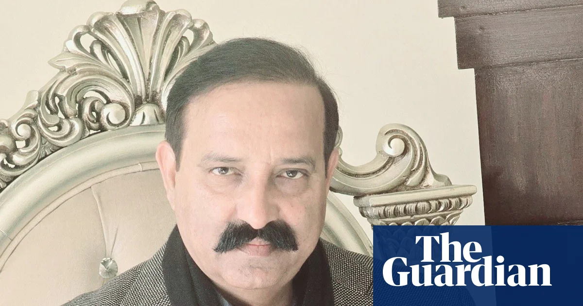 Pakistani grooming gang suspect refuses to give date for return to UK