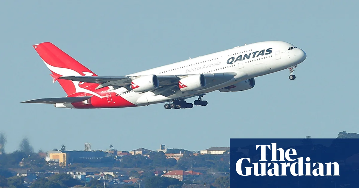 Qantas пайдасы төрт жылдағы ең төменгі деңгейге түсті: Иран қақтығысы отын шығынын арттырды