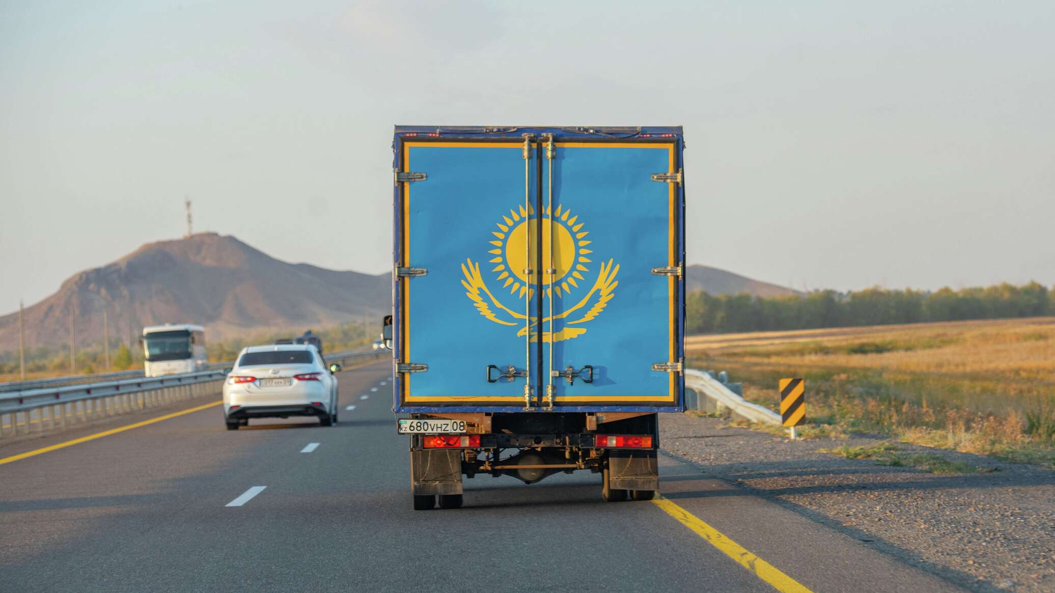Kazakhstan increases re-export of high-tech products