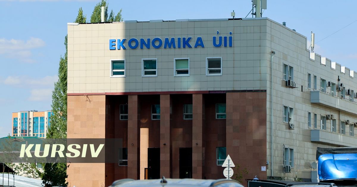 Kazakhstan Temporarily Bans All Signs in Latin Script
