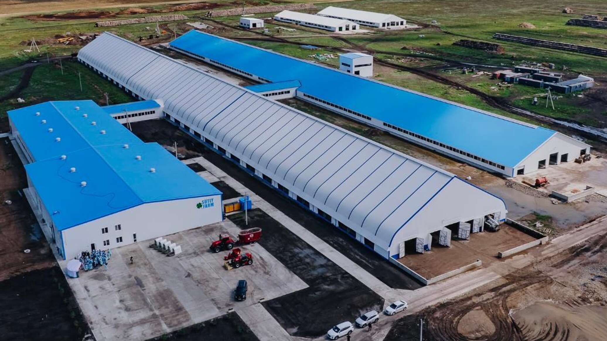 North Kazakhstan opens mega-farm with Central Asia's largest milking parlor