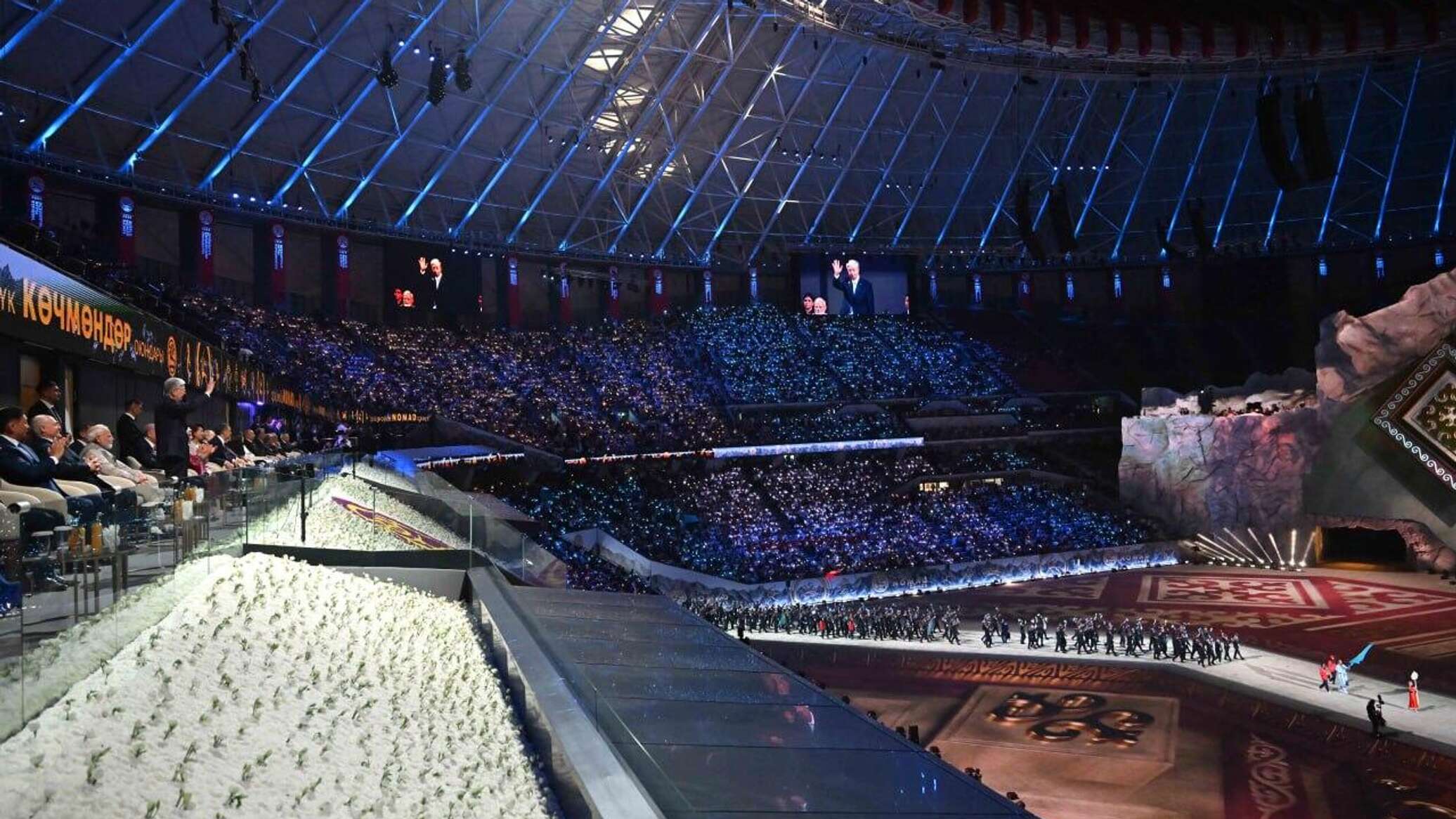 Тоқаев VI Дүниежүзілік көшпенділер ойындарының ашылу салтанатын тамашалады