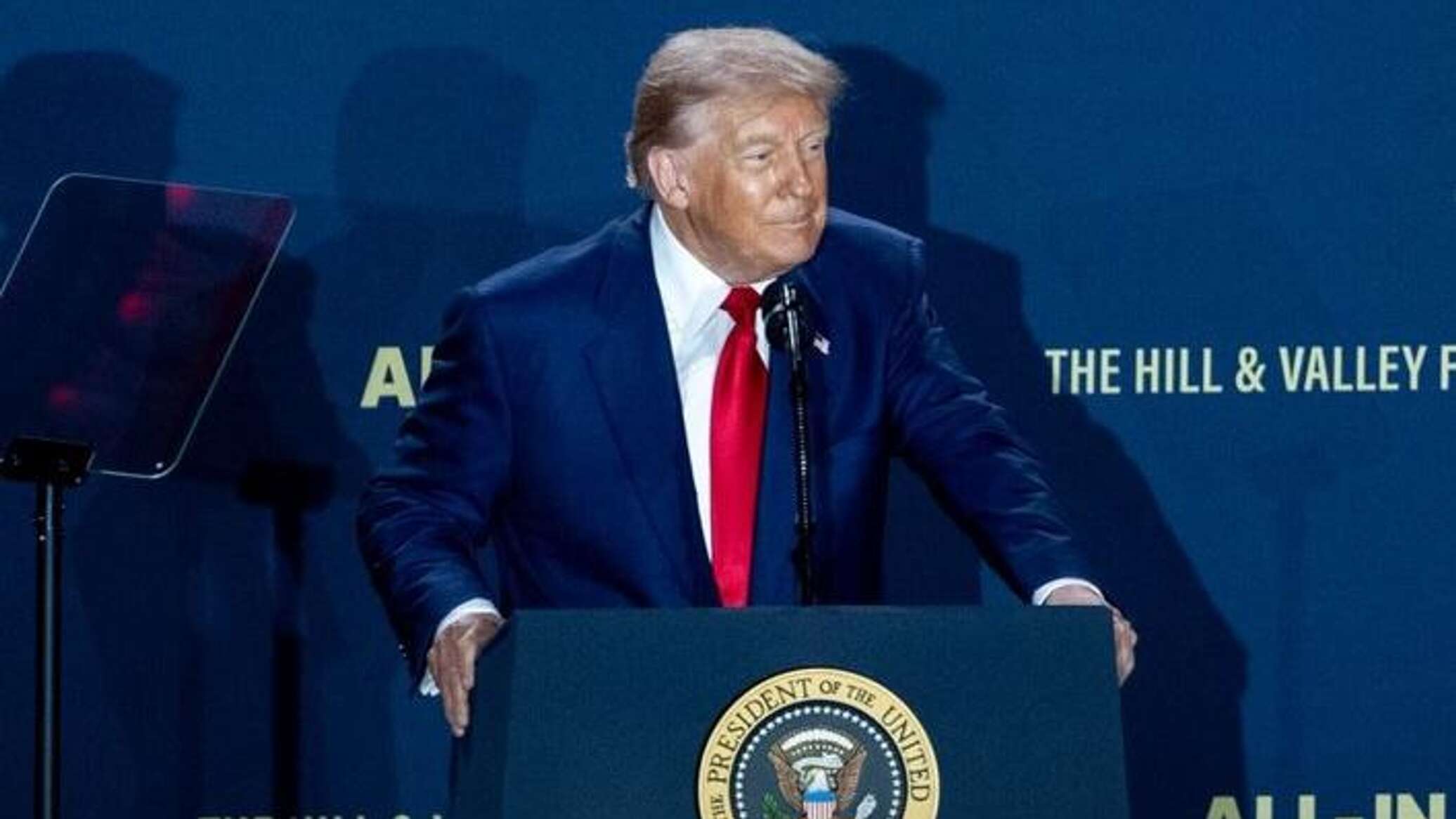 Трамп: ЕО сатып алған ұшақтарды Украинаға беруі мүмкін